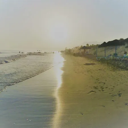 Romana Playa Elviria Daire